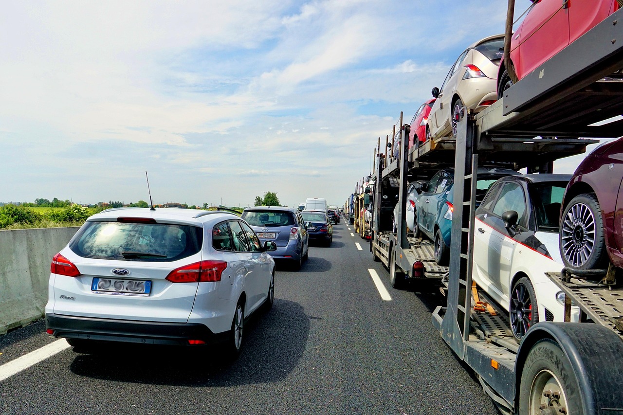 高速道路の渋滞情報をリアルタイムで確認するライブカメラは？