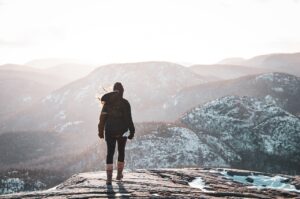 紅葉狩りを楽しむための登山で難易度が低いコースは？